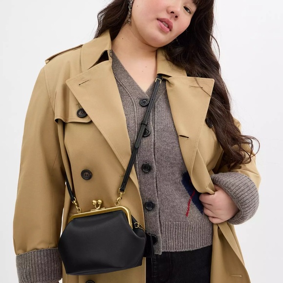 Coach Kisslock Frame Bag 14 Crossbody in Brass/Black Glovetanned Leather NWT - Picture 6 of 15